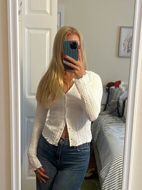 Francesca's Collections Cream Textured Long-Sleeve Button-Down Top